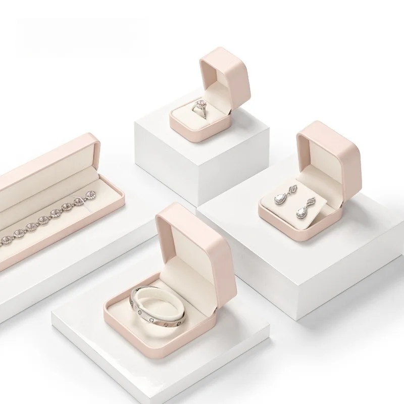 Luxuriöse Ringbox für Hochzeit – Jc Jewelry & Watches Bewertung und Preis